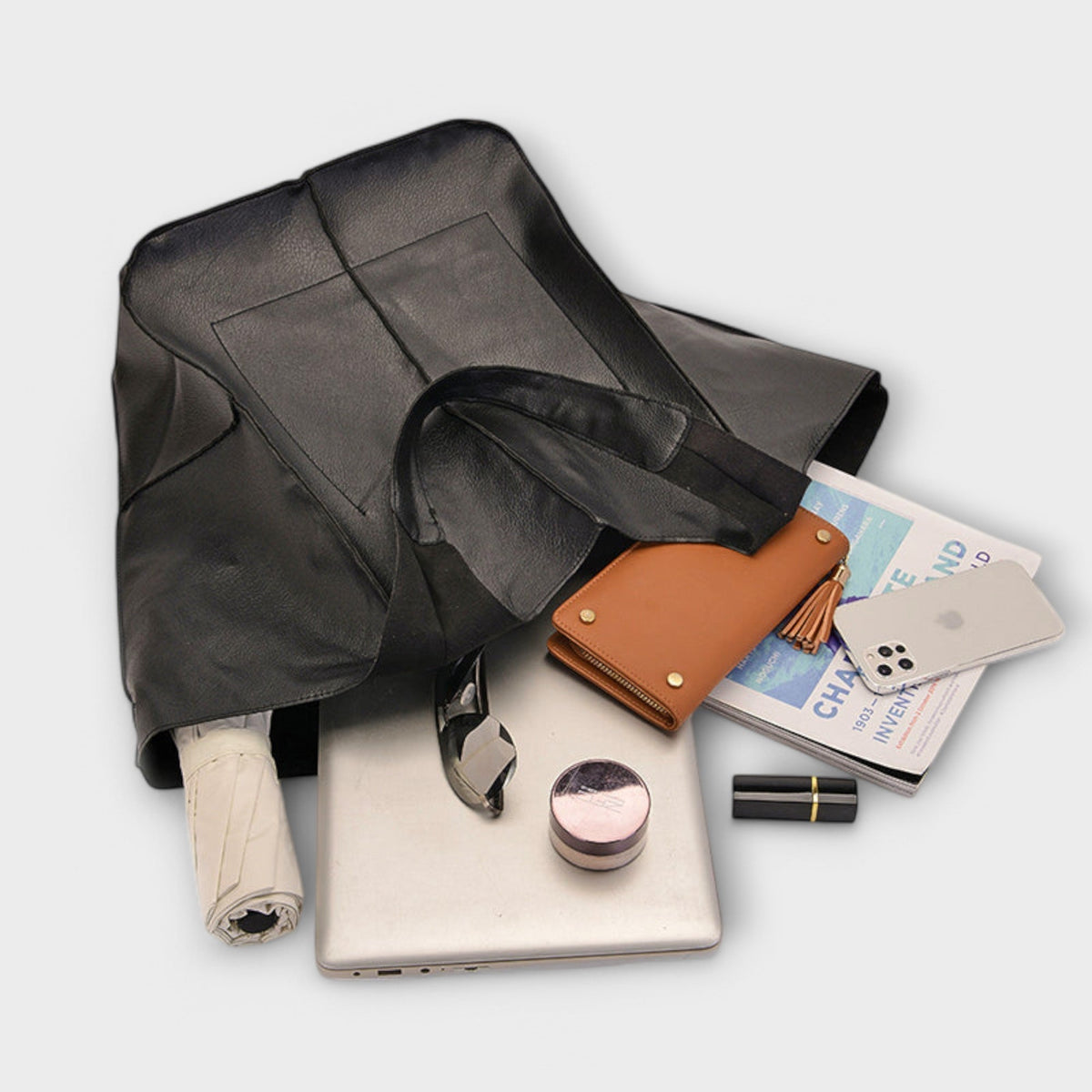 Spacious Weekend Tote Bag